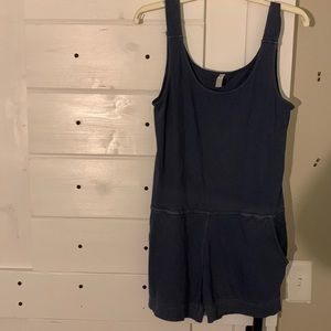 Gap body romper.. blue .. sizeS new with tags